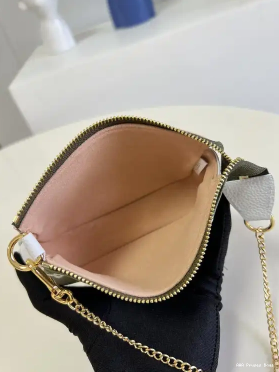 AAA Replica Ru LOUIS MINI ACCESSOIRES POCHETTE VUITTON 0626